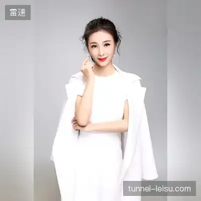 龙月秀